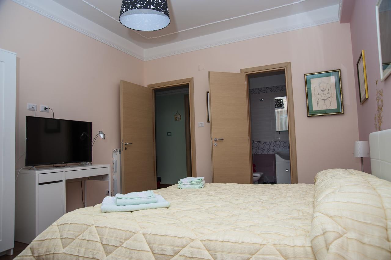 Alma B&B โครโตเน ภายนอก รูปภาพ