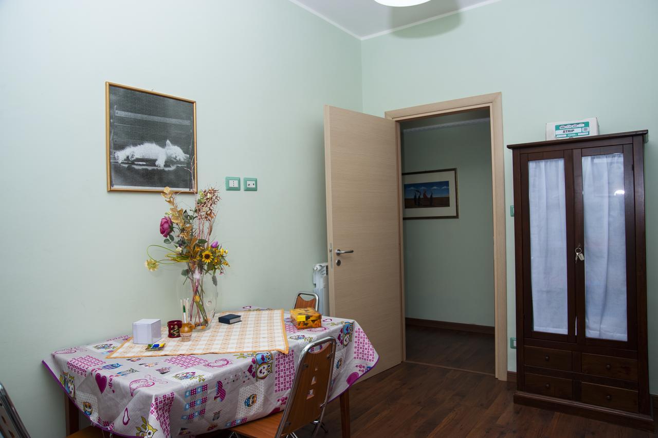 Alma B&B โครโตเน ภายนอก รูปภาพ
